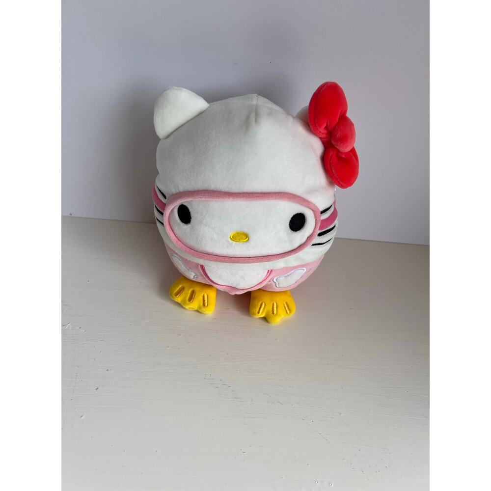 Small Swimmer Hello Kitty Squishmallow with Goggles and Flippers use